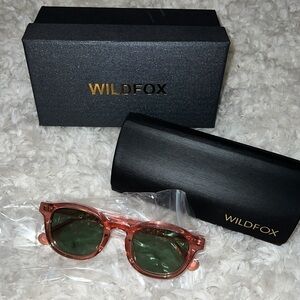 Nwt Smart Fox Sunglasses | Rosewater - wildfox